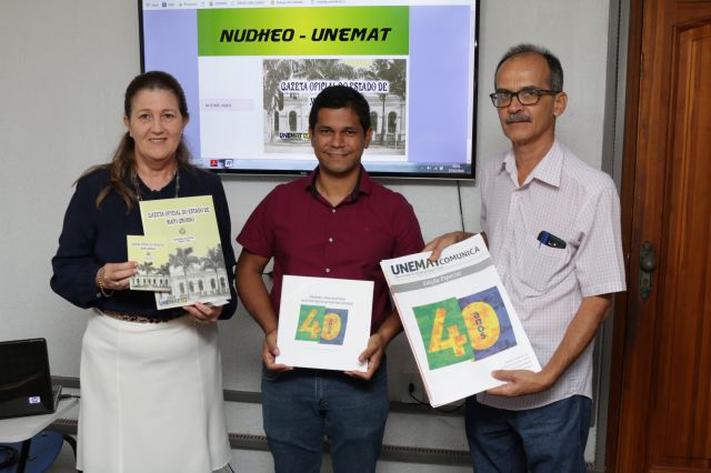 A reitora Ana Di Renzo, o coordenador do projeto, Reinaldo Norberto da Silva, e o coordenador do Nudheo, Domingos Svio da Cunha Garcia