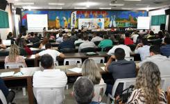 Encontro rene gestores de diversas instncias da Unemat: coordenadores de cursos, diretores de faculdade, membros de Ncleos Docentes Estruturantes, diretores de cmpus e pr-reitores, alm do reitor, Rodrigo Bruno Zanin, e da vice-reitora, Nilce Maria d