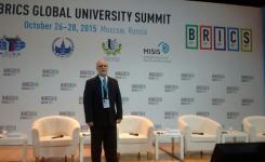O professor Roberto de Barros Mesquita, da Unemat, participou da 7 Cpula dos BRICS, em Moscou, na Rssia