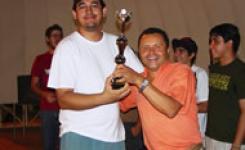 O t�cnico Ricardo Silva Lacerda (esq.) e o professor Josivaldo Constantino participaram do CD