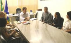 Reuni�o entre prefeito de C�ceres e reitor Adriano Silva. Foto: Gonzaga Jr, Assessoria PMC