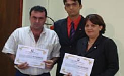 Docentes so homenageados em cerimnia solene da Cmara